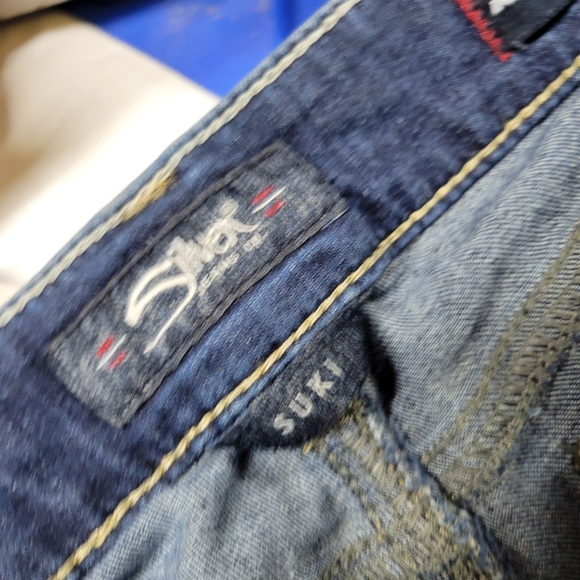 COPY - Silver Jeans - Picture 7 of 9